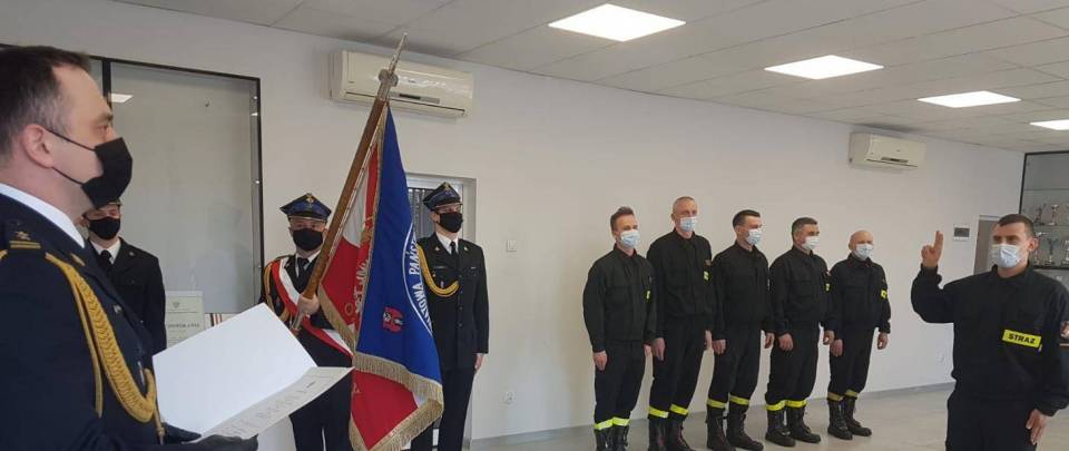 Uroczystości ślubowania w radomszczańskiej Powiatowej Straży Pożarnej