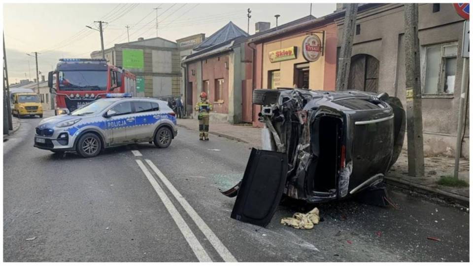Wypadek w Kamieńsku. Droga krajowa 91 zablokowana! [Foto]