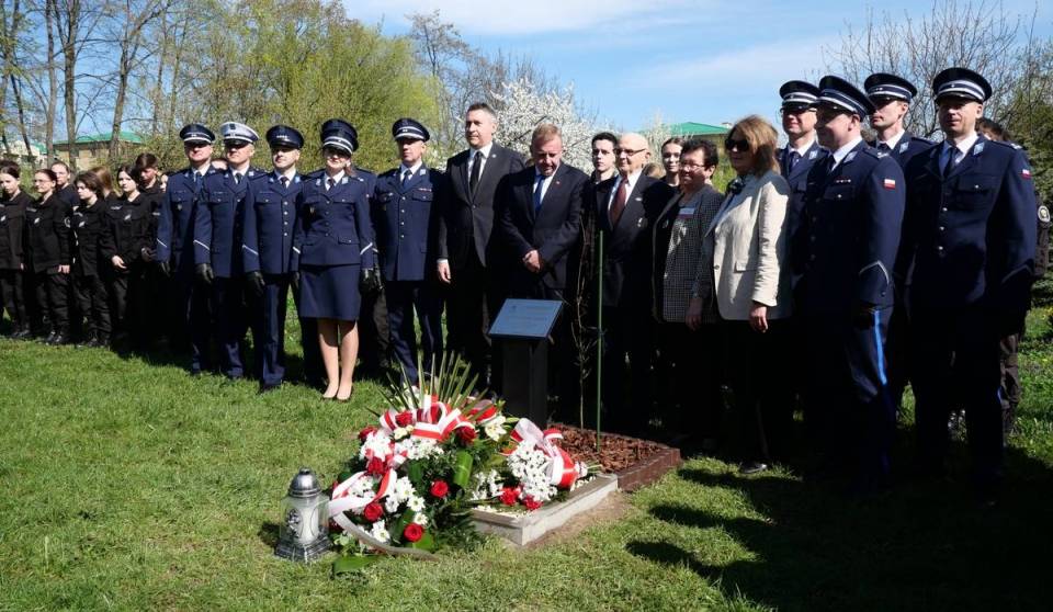 Radomsko: Uhonorowano Aspiranta Policji Państwowej Feliksa Gaika